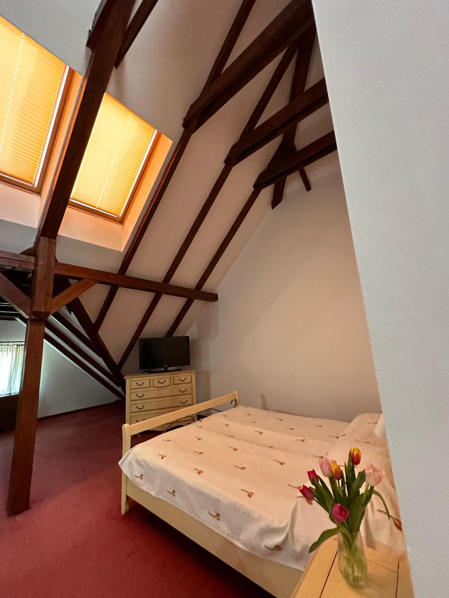 Hotel Traube Медиаш Экстерьер фото